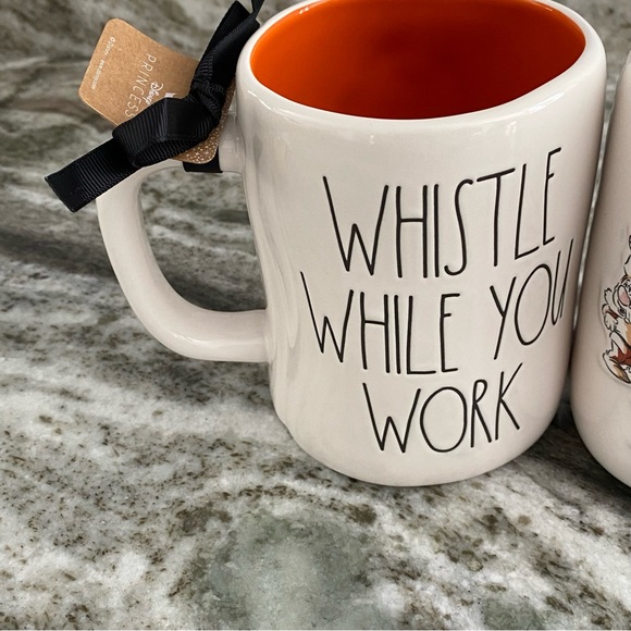 Snow White Rae Dunn Seven Dwarfs Whistle While You Work Mug Set - Picture 4 of 7